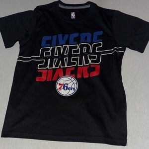 Kids Size M 10/12 NBA Black Sixers Kids Tee with Blue and Red Accents.